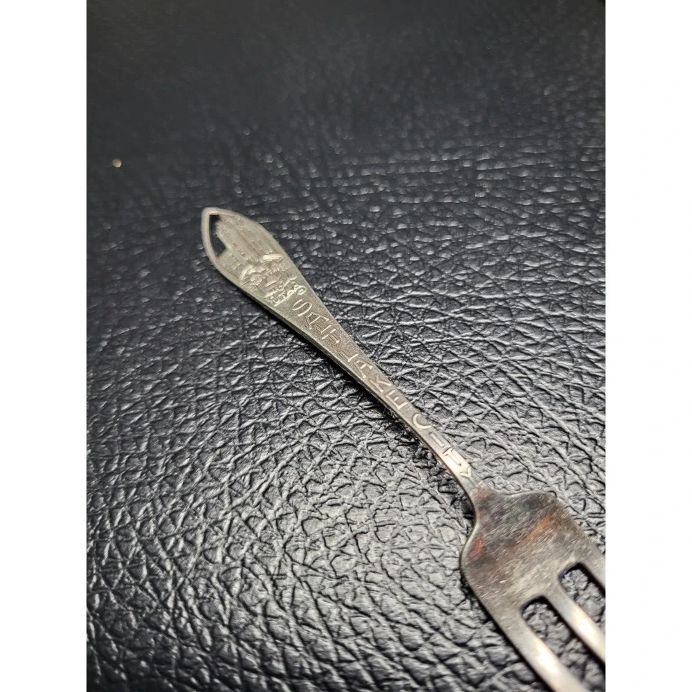 Sterling Silver Salt‎ Lake City, Utah Mormon Salt Lake Temple Souvenir Fork